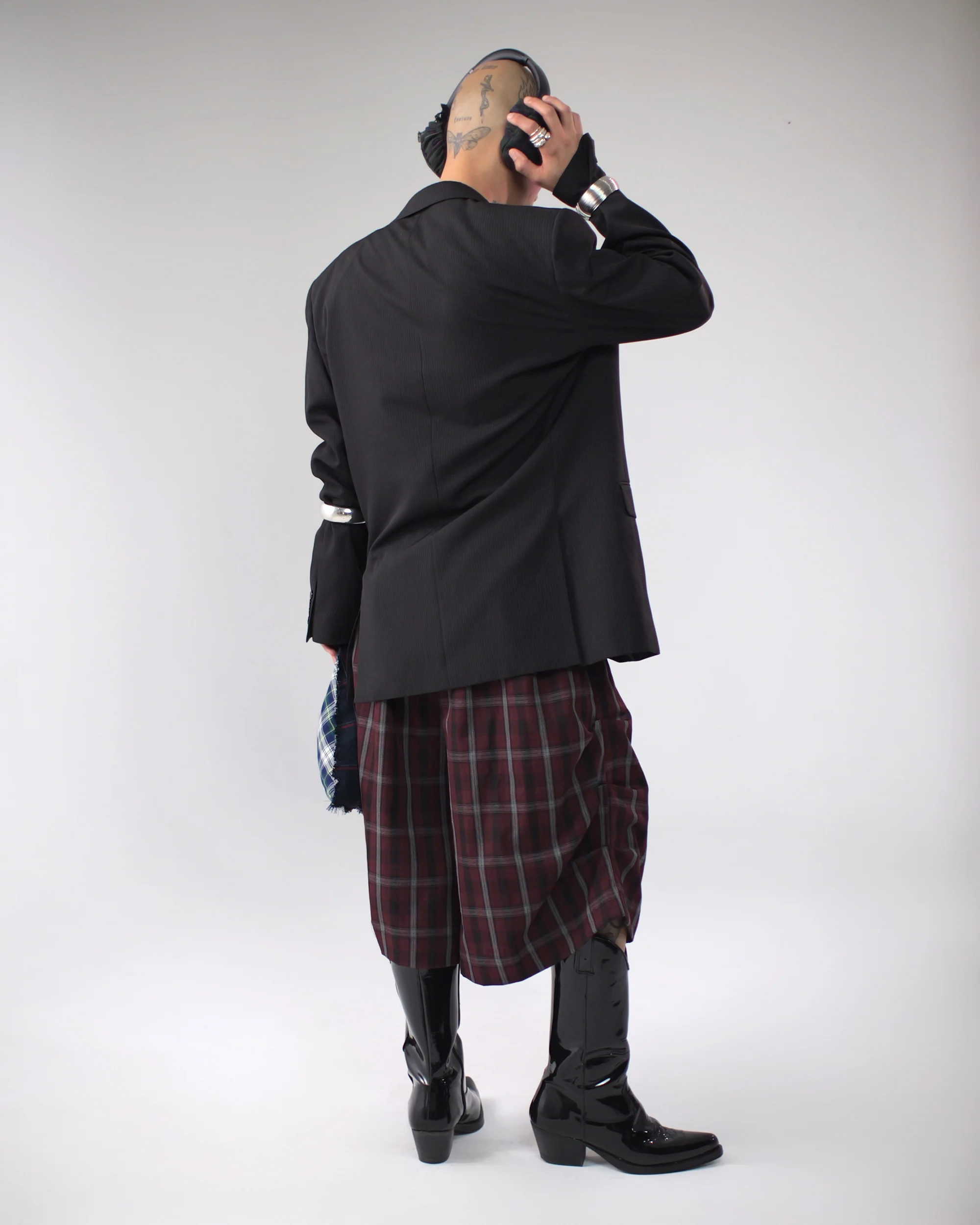 Kenji Shorts in Wine - Image 12