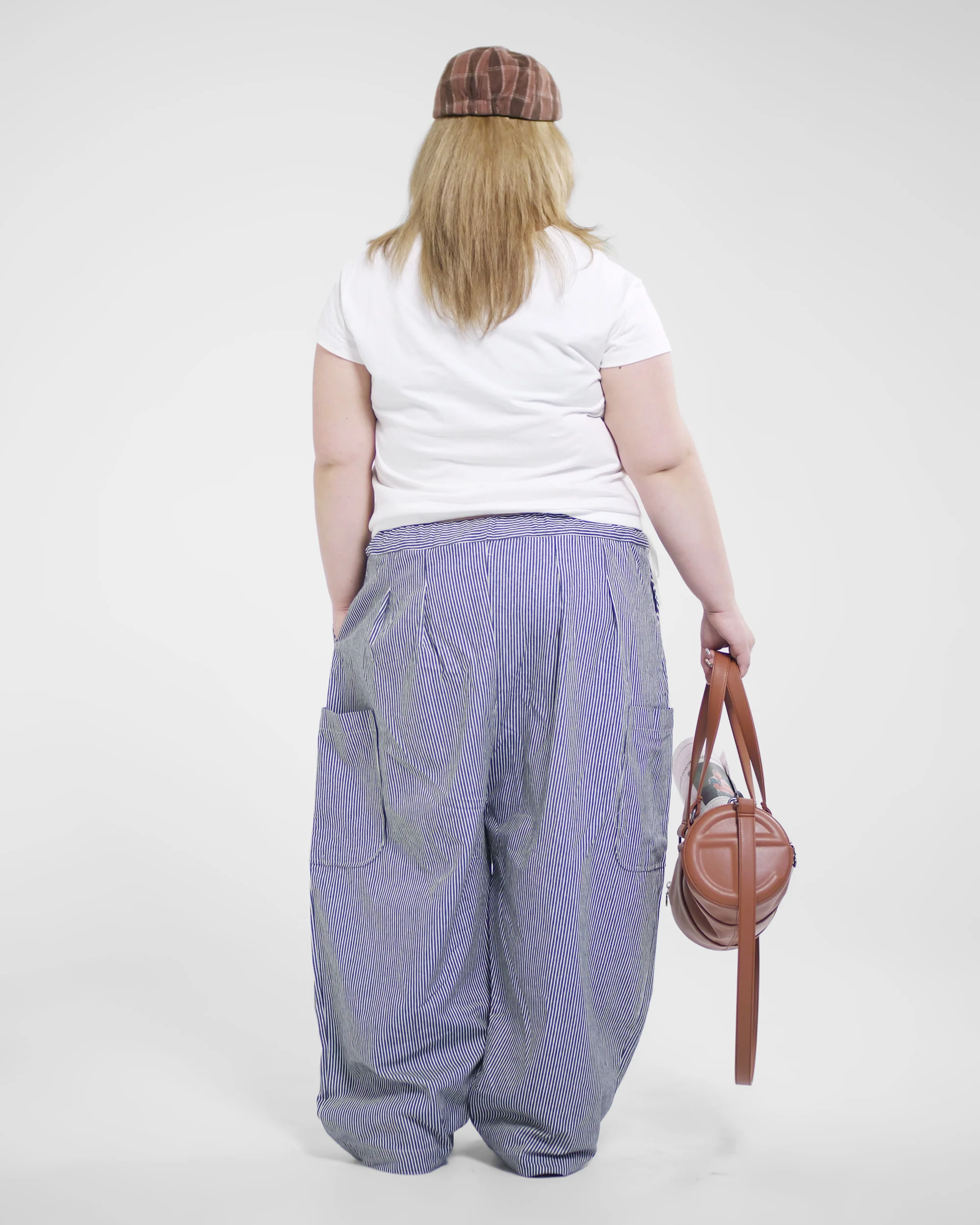 Kyoto Basic Tee in White - Image 16