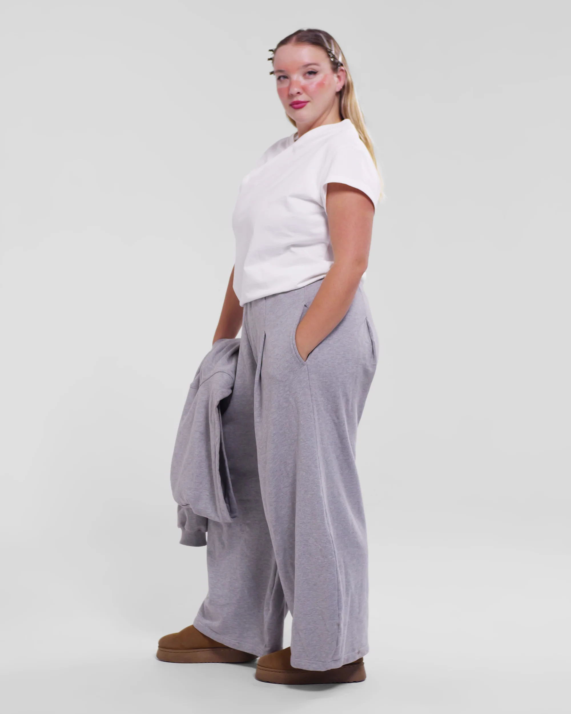 Kyoto Basic Tee in White - Image 17