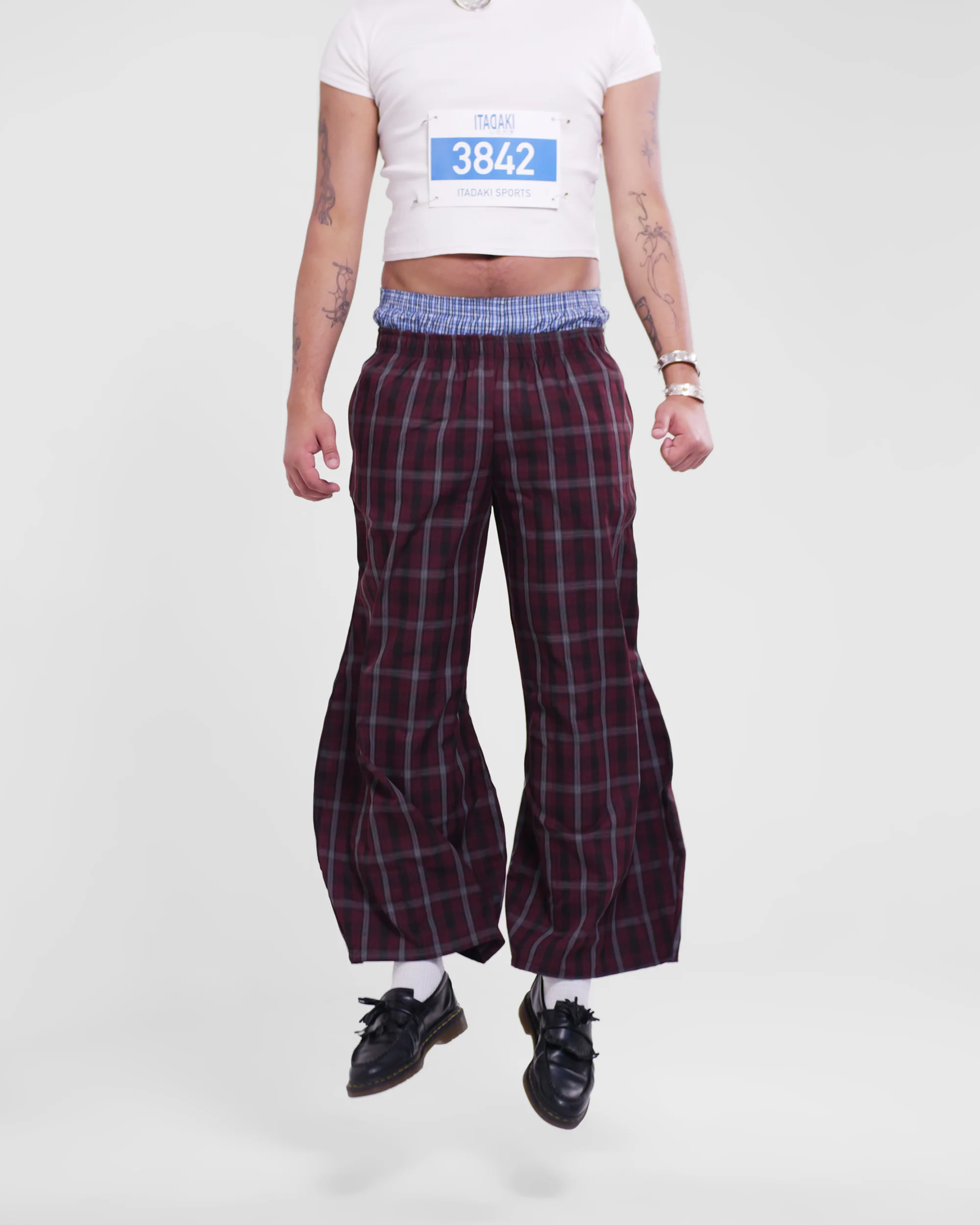 Puff Pant in Wine - Image 3