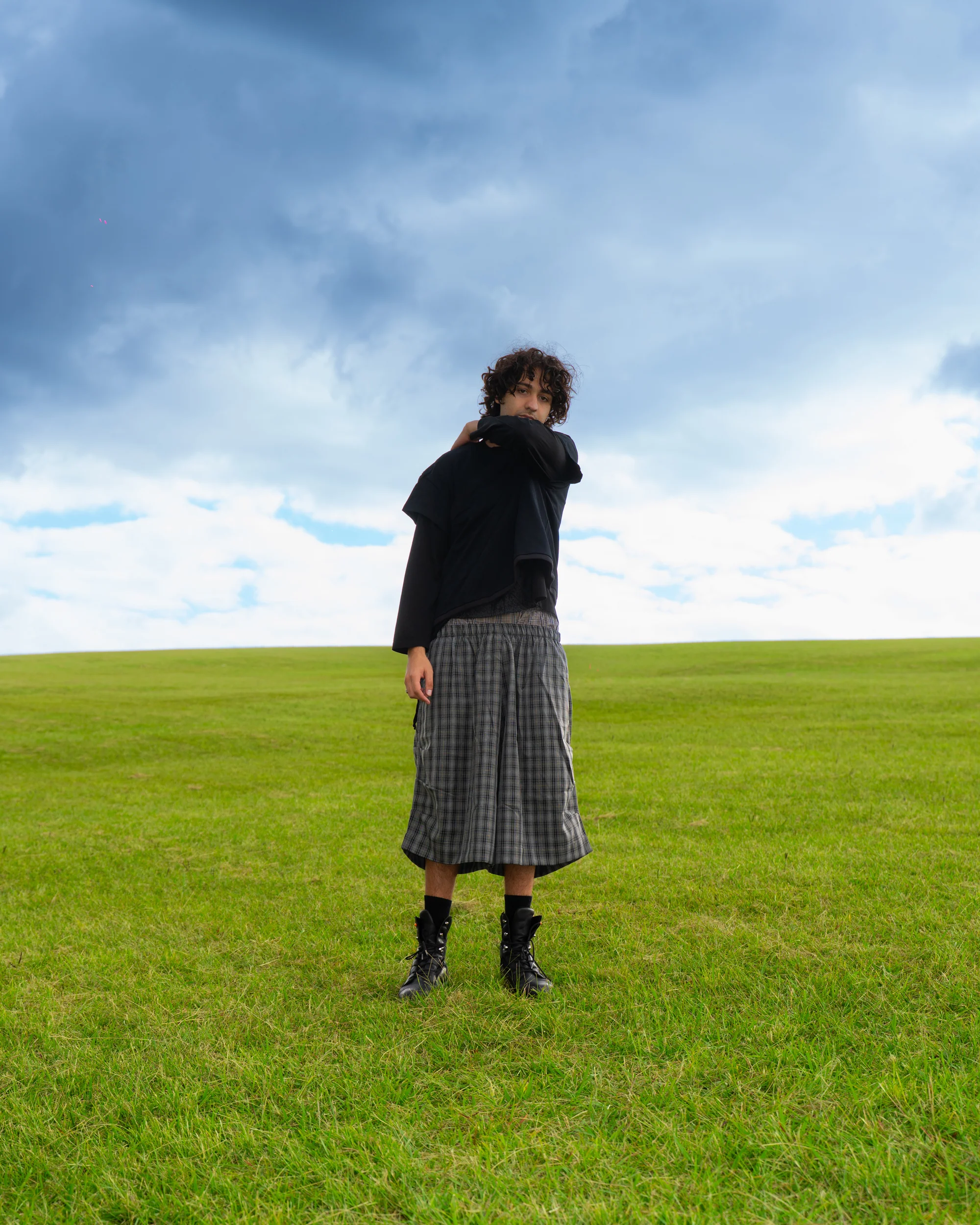 Kenji Shorts in Smoke Check - Image 13